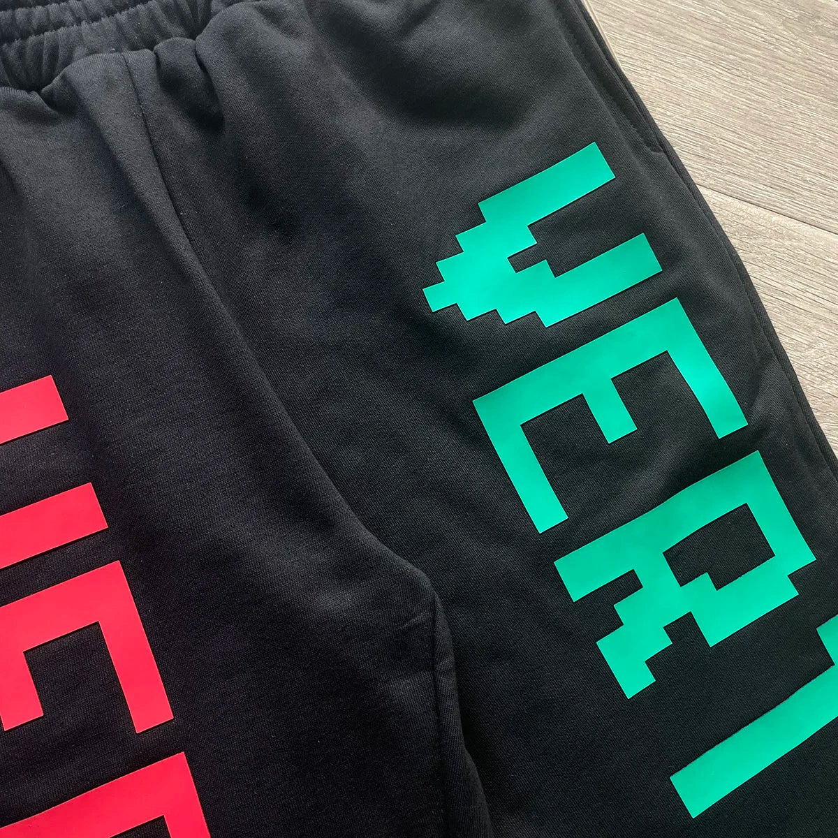 Vertabrae sweatpants Three-dimensional letter multi-color sweats collection